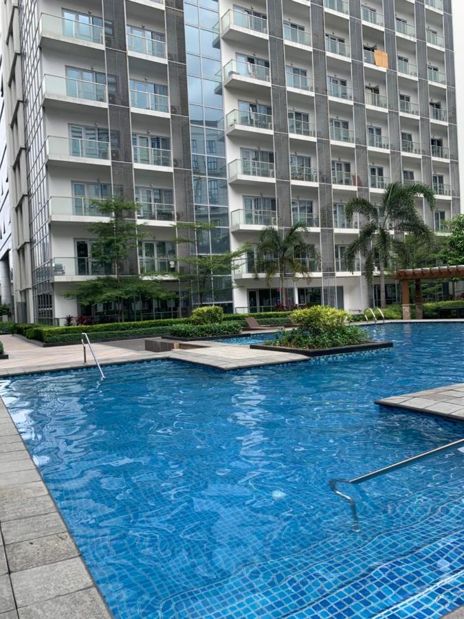 81 Newport Boulevard Cluster 4 - 8F Across Naia Airport, Terminal 3 Pasay Exteriér fotografie